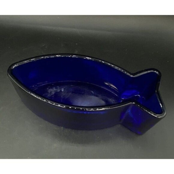Cobalt Blue Fish 8” Serving Dish Vintage - Picture 1 of 12